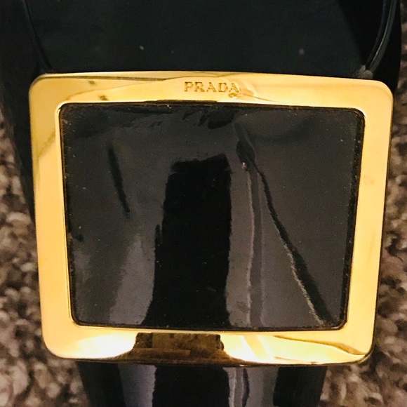 Prada Black Patent Pumps Size 38.5 - Picture 2 of 8